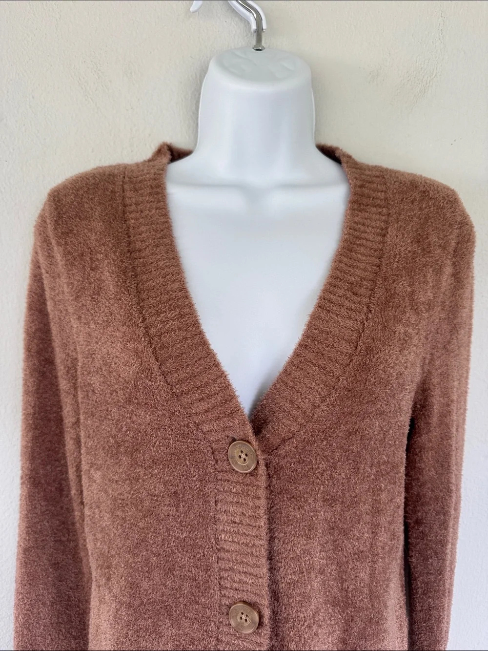 Abercrombie kids light brown fuzzy chenille button front cardigan sweater 13/14